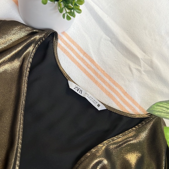 Zara V-neck blouse - Picture 3 of 3